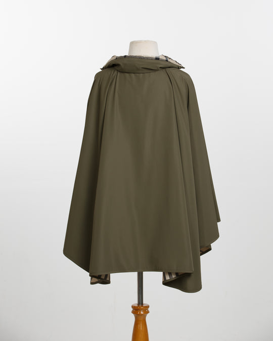 Olive & Plaid SPORTYRAP | Woman's Rain Jacket - fashionable and practical rain gear by RAINRAPS