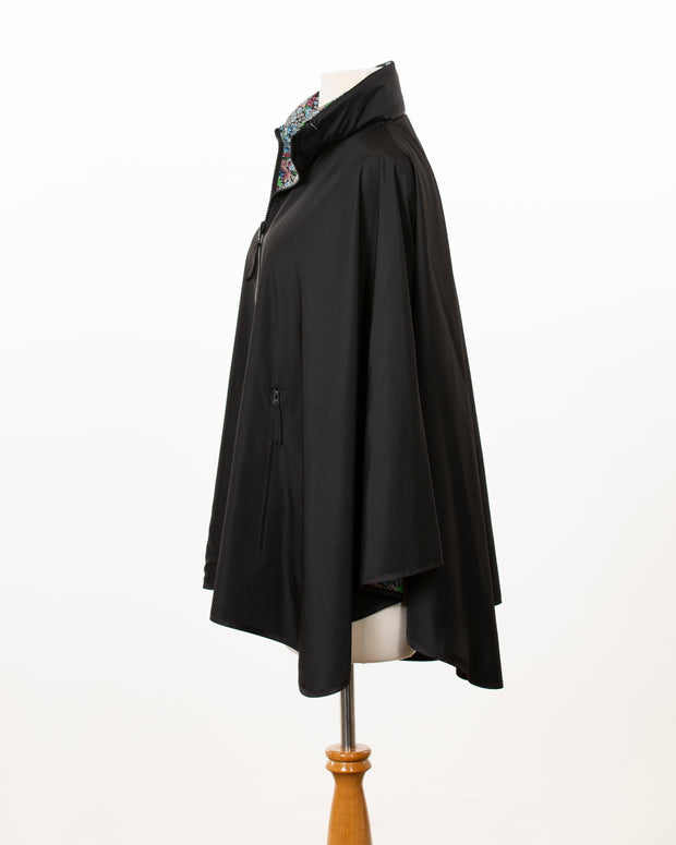 Black & Floral SPORTYRAP | Sport Poncho - fashionable and practical rain gear by RAINRAPS